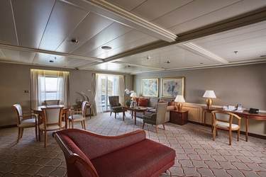 Silversea, Silver Whisper, Grand Suite 1.jpg